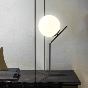 Århus Table Lamp — Scandinavian Design