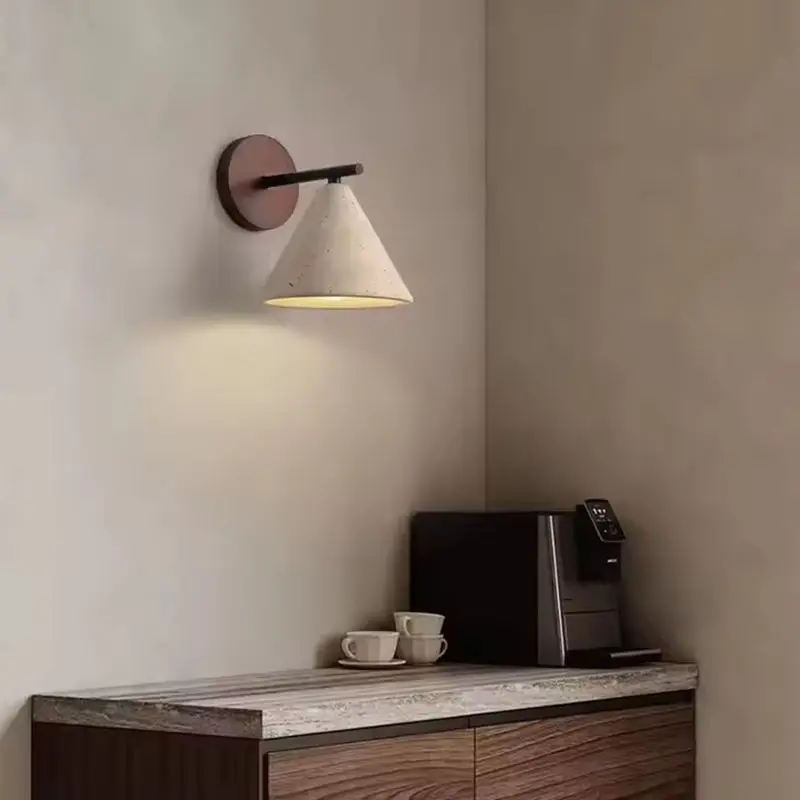 Leksvik – Vintage Travertine Wall Lamp