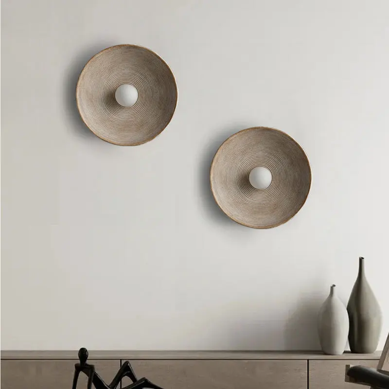 ODDA – Nordic Inspired Wall Lamp in Chestnut - Imagen 6