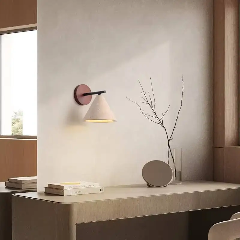Leksvik – Vintage Travertine Wall Lamp - Imagen 5