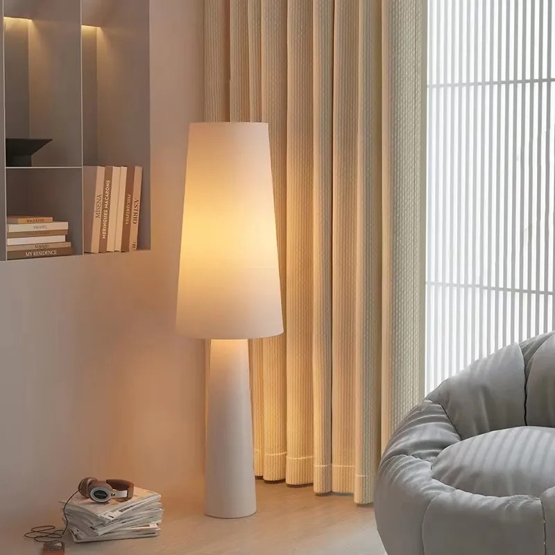 Halden Floor Lamp – Scandinavian Minimalist Design