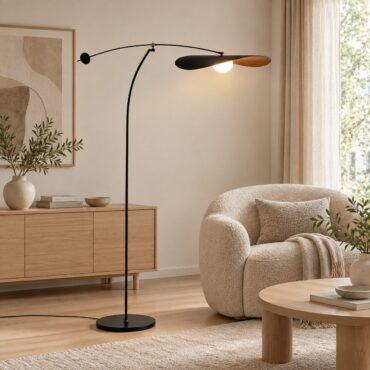 Trondheim Floor Lamp – Sculptural Scandinavian Lighting